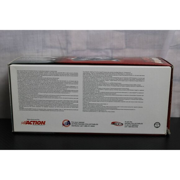 Platinum Series Action Racing Collectables 2004 - Picture 2 of 11